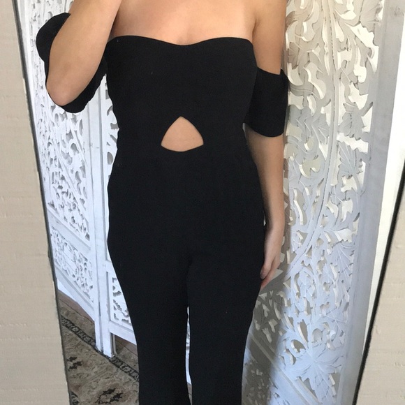 Cropped Jumpsuit - Picture 2 of 5